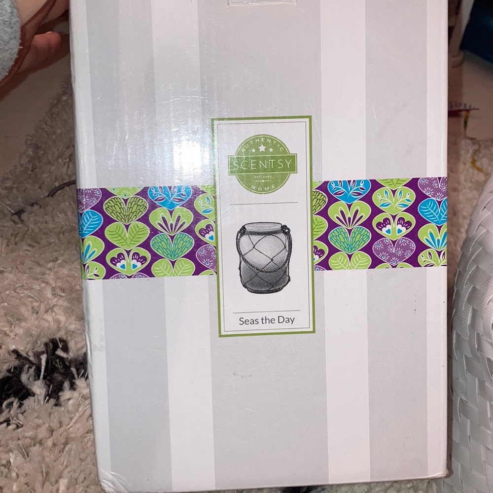 Scentsy seas the day wax melter